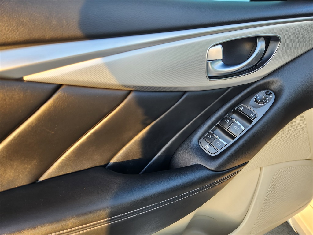 2020 INFINITI Q50 3.0t LUXE White at North Houston Mitsubishi