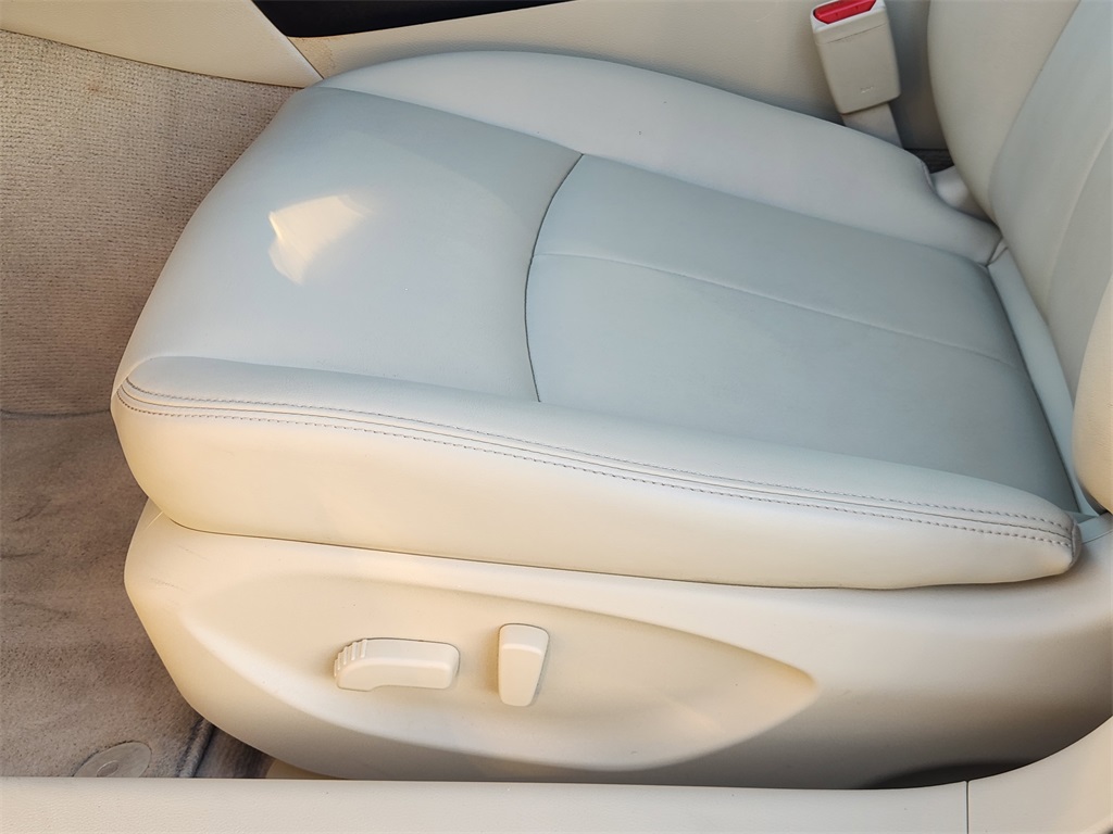 2020 INFINITI Q50 3.0t LUXE White at North Houston Mitsubishi