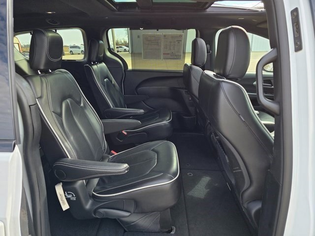 2024 Chrysler Pacifica Limited White at Martin Chrysler Dodge Jeep Ram