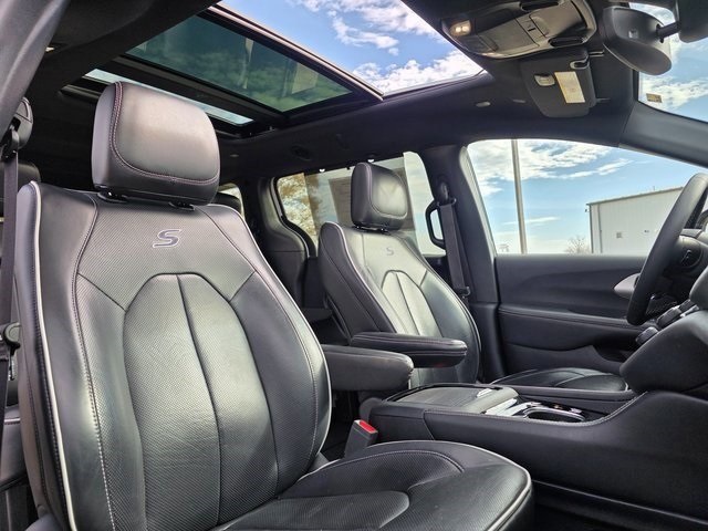 2024 Chrysler Pacifica Limited White at Martin Chrysler Dodge Jeep Ram