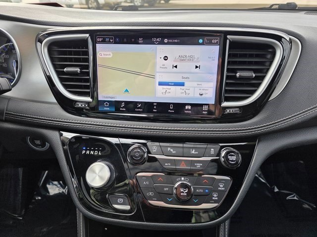 2024 Chrysler Pacifica Limited White at Martin Chrysler Dodge Jeep Ram