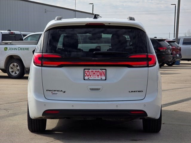 2024 Chrysler Pacifica Limited White at Martin Chrysler Dodge Jeep Ram