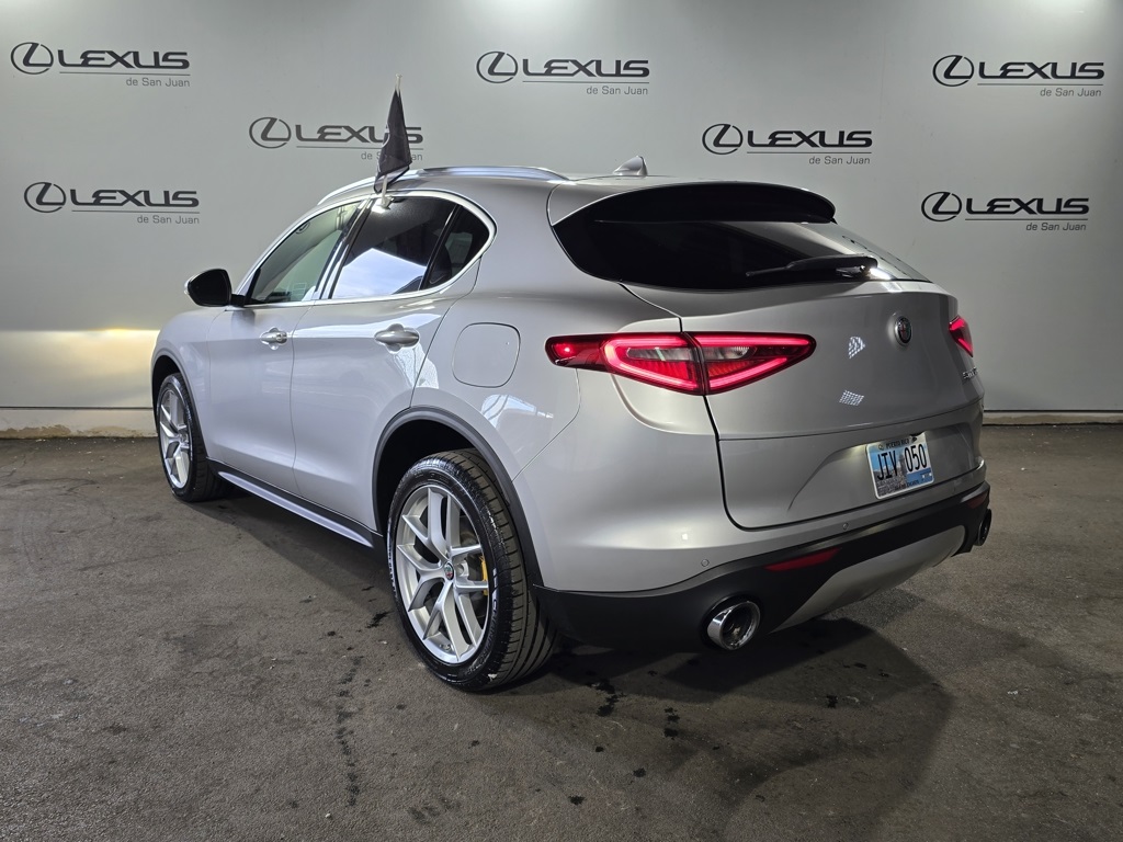 Thumbnail: 2019 Alfa Romeo Stelvio - 8