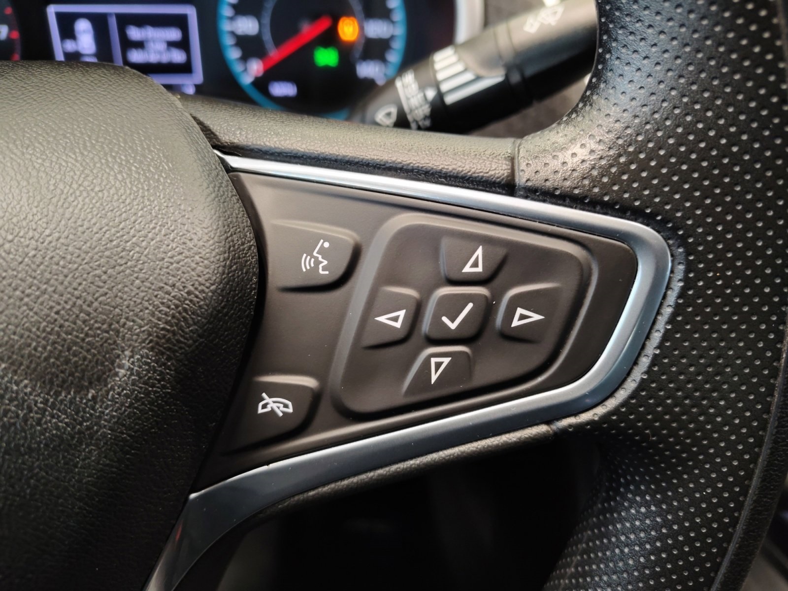 Used Car 2022 Chevrolet Malibu  Lt For Sale Under $20,000 In San Antonio, Texas