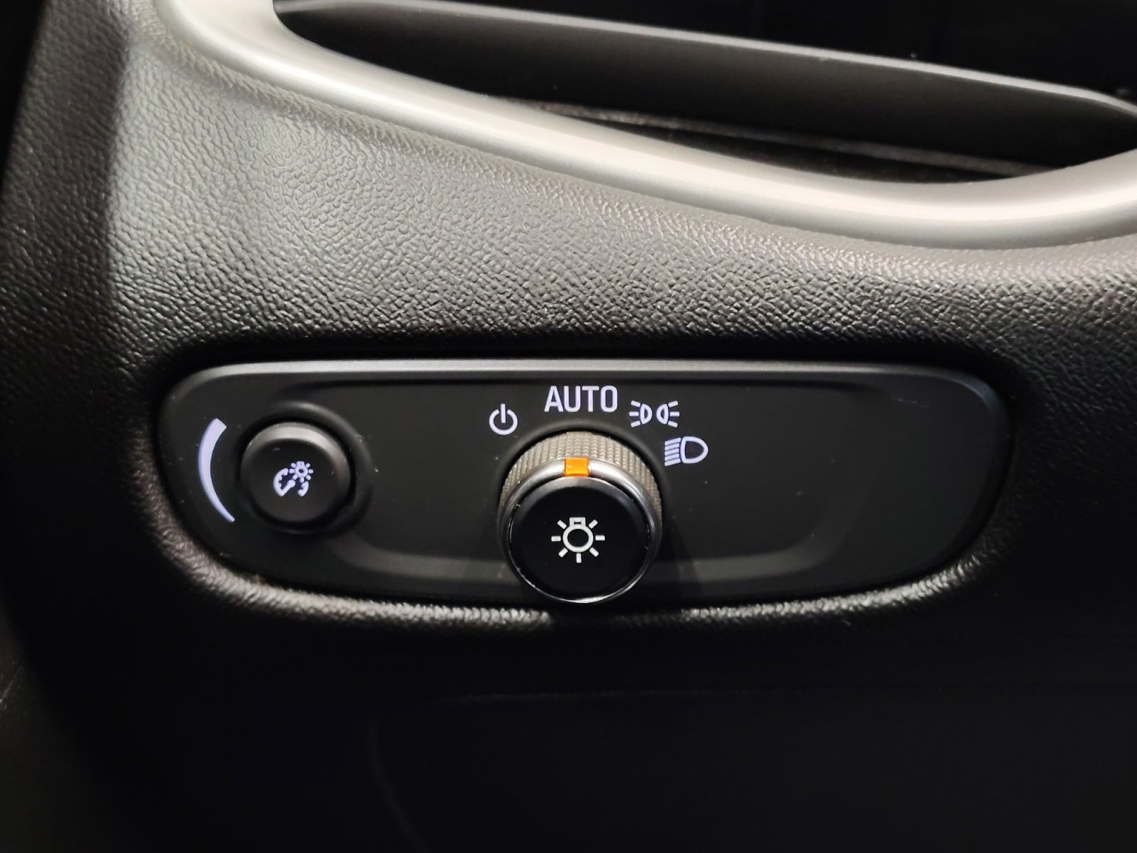 Used Car 2022 Chevrolet Malibu  Lt For Sale Under $20,000 In San Antonio, Texas