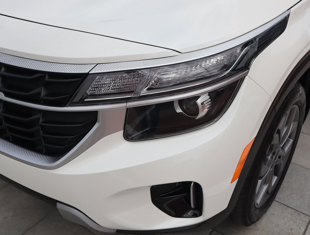 Thumbnail: 2024 Kia Seltos - 15