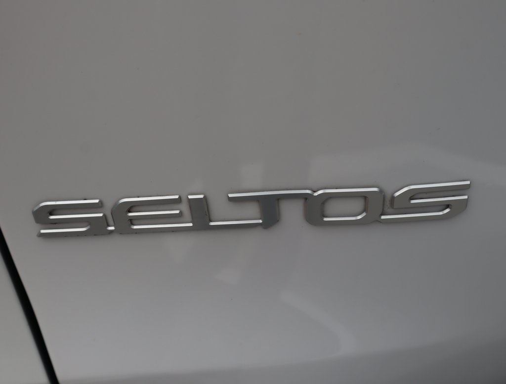 Thumbnail: 2024 Kia Seltos - 17
