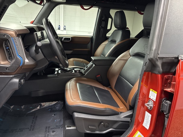 2022 Ford Bronco Outer Banks photo 3