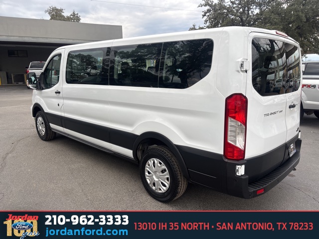 Used Car 2022 Ford Transit-350  Xlt For Sale Under $35,000 In San Antonio, Texas