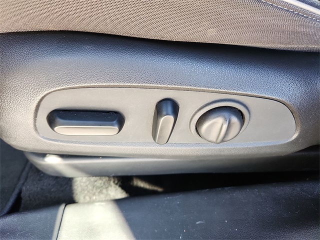 Used Car 2023 Chevrolet Trailblazer  Lt For Sale Under $25,000 In Plainview, Texas