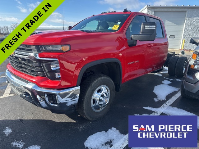 2024 Chevrolet Silverado 3500HD LT Crew Cab LB 4WD
