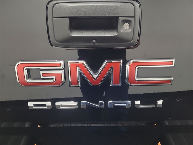 2022 – GMC – Canyon
