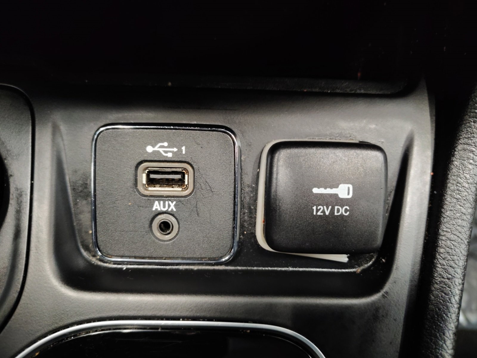 Used Car 2021 Jeep Cherokee  Limited For Sale Under $20,000 In San Antonio, Texas