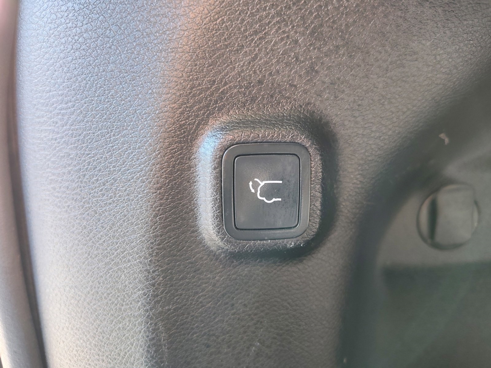 Used Car 2021 Jeep Cherokee  Limited For Sale Under $20,000 In San Antonio, Texas