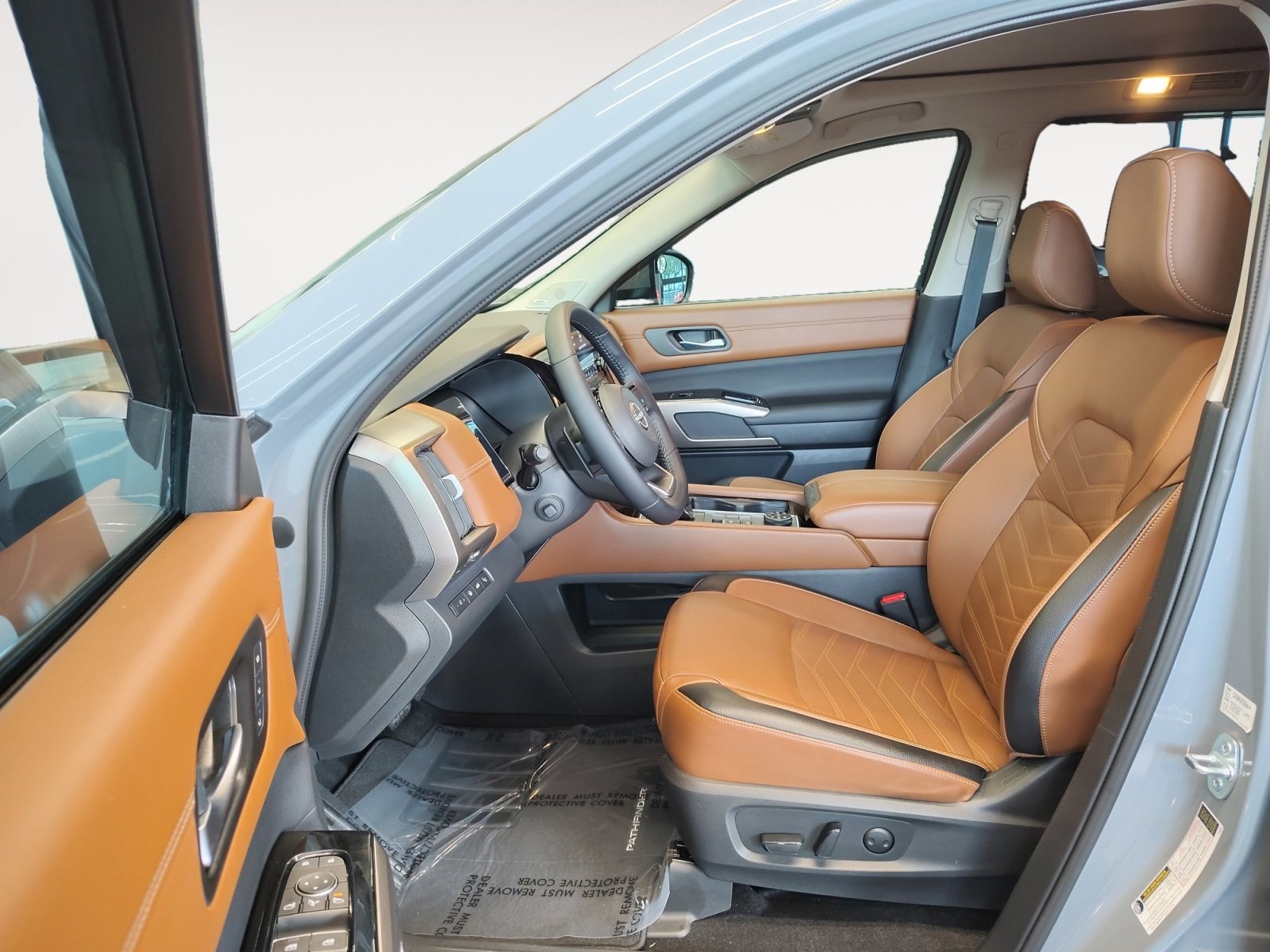 Used Car 2022 Nissan Pathfinder  Platinum For Sale Under $40,000 In San Antonio, Texas