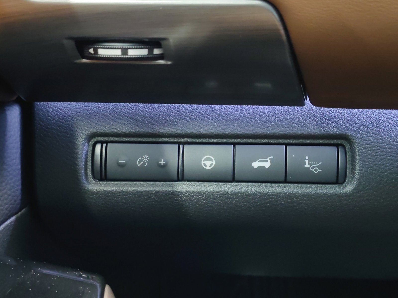 Used Car 2022 Nissan Pathfinder  Platinum For Sale Under $40,000 In San Antonio, Texas