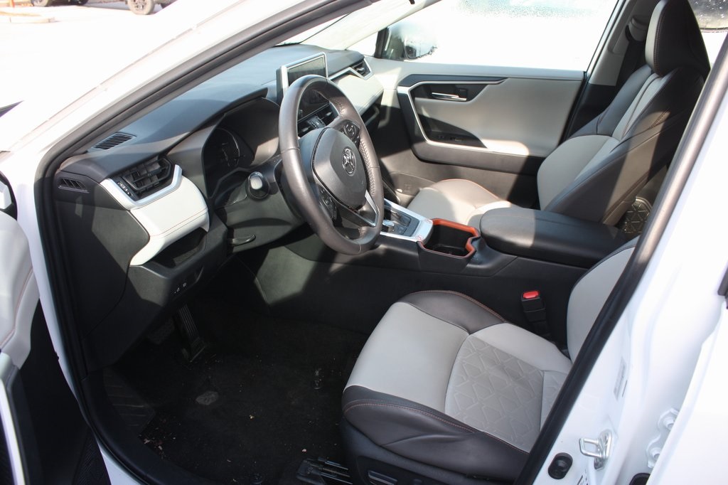 2024 Toyota RAV4 Adventure photo 2