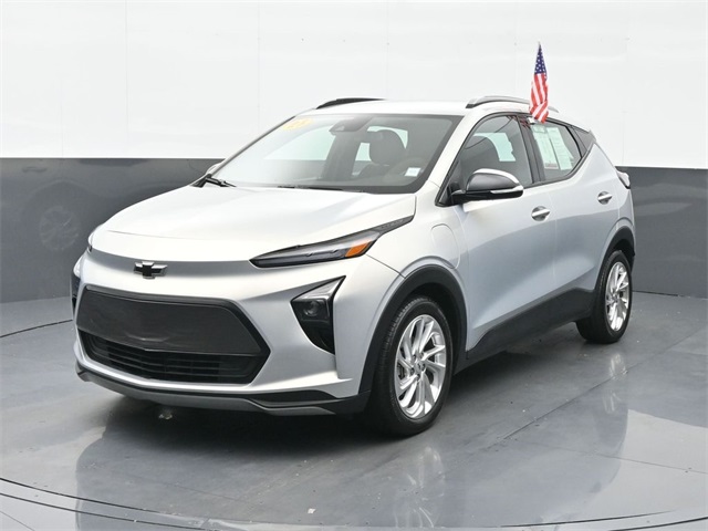 Used 2023 Chevrolet Bolt EUV LT with VIN 1G1FY6S09P4147593 for sale in Cortlandt, NY