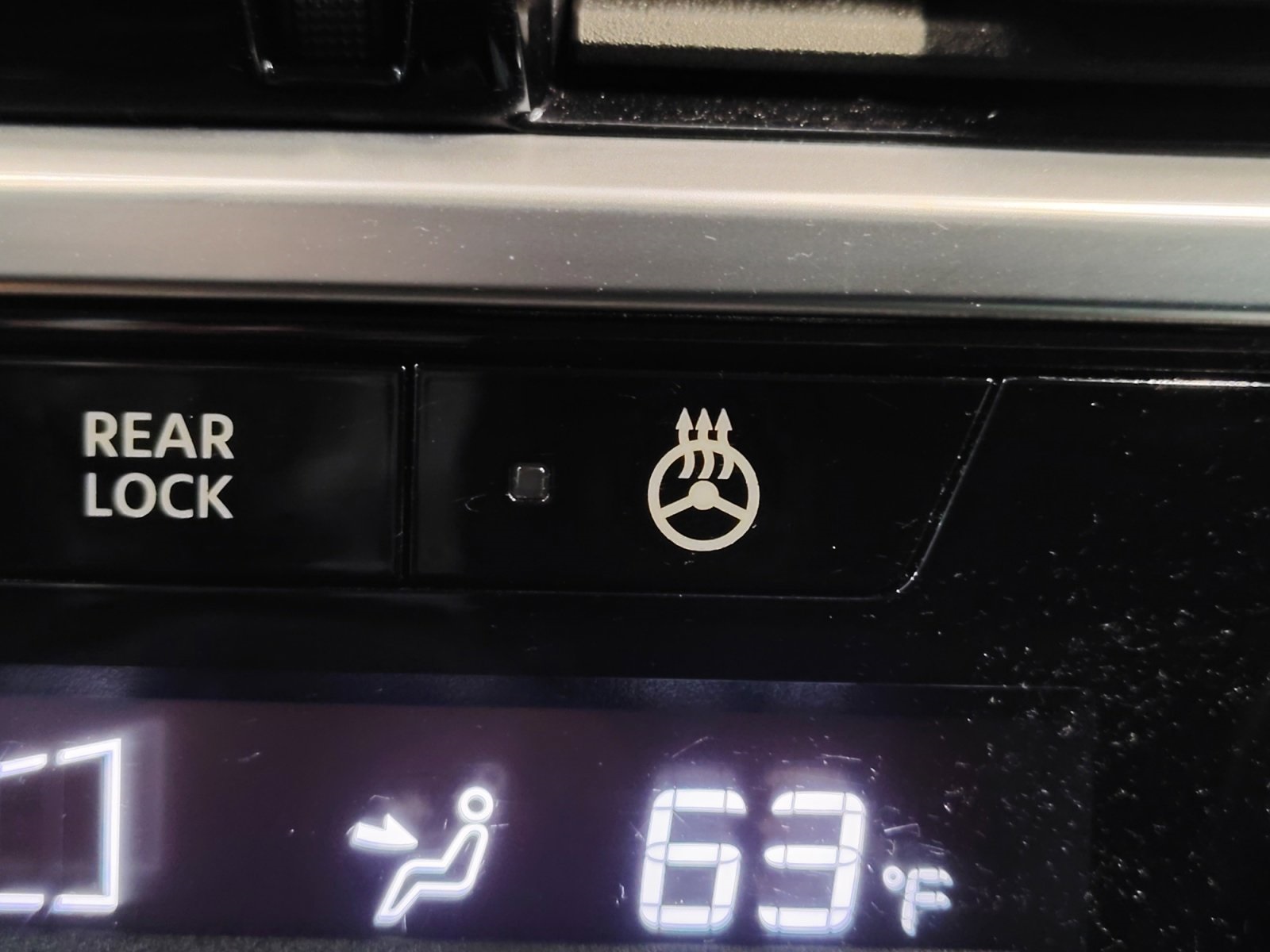 Used Car 2024 Nissan Pathfinder  Sl For Sale Under $35,000 In San Antonio, Texas