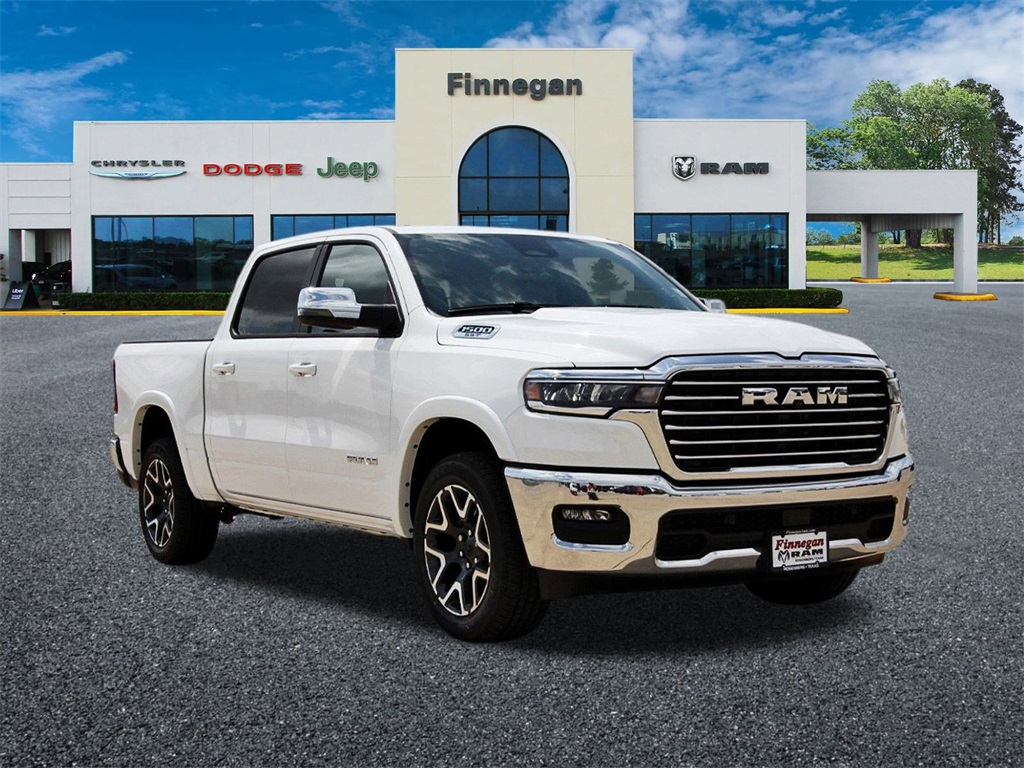 2025 RAM 1500 Laramie Crew Cab RWD