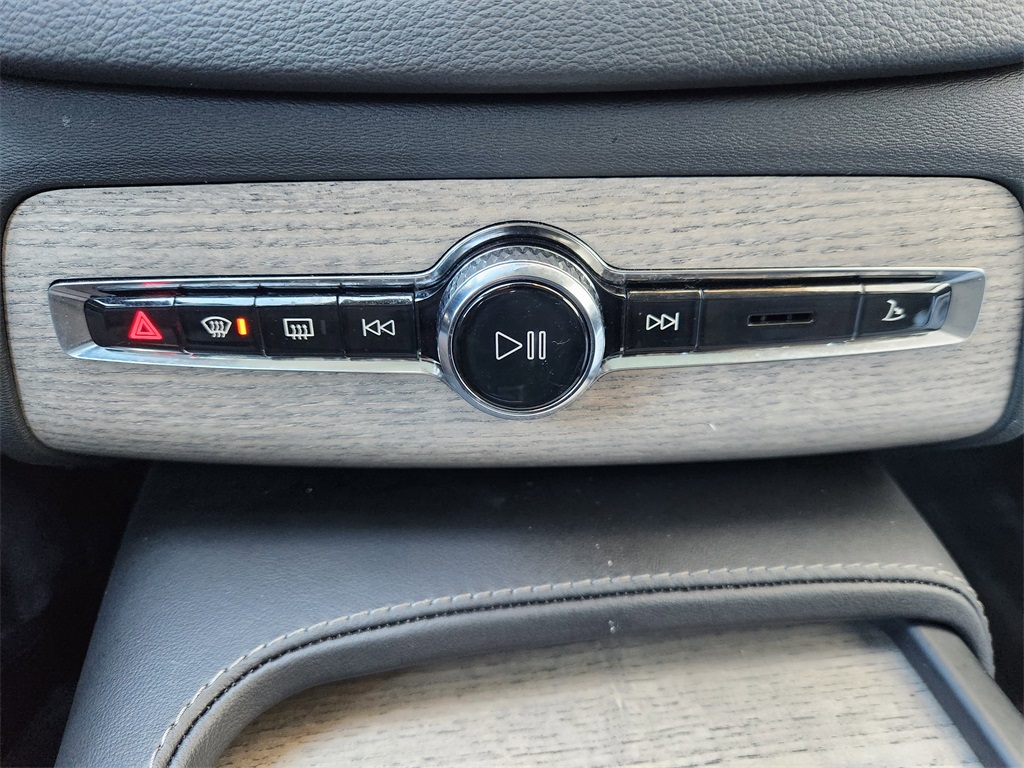 2022 Volvo XC90 T6 Inscription  at DeMontrond Automotive Group