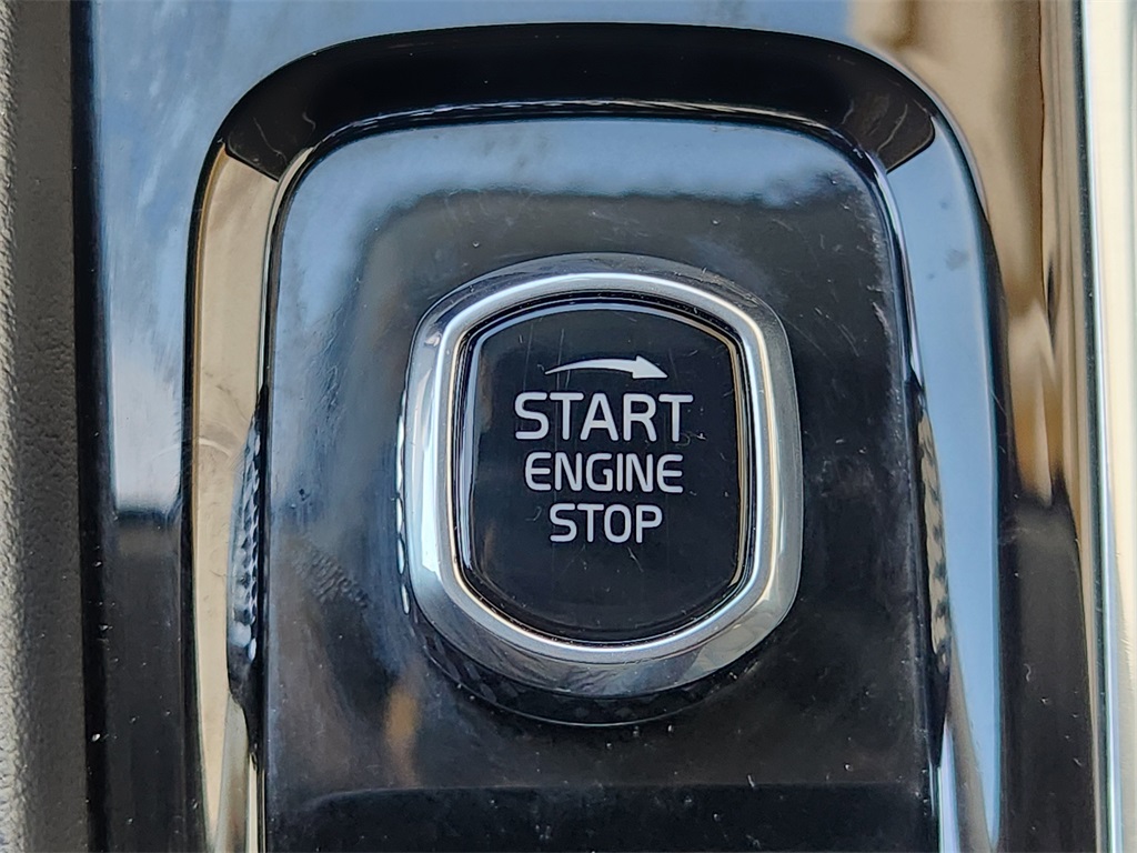 2022 Volvo XC90 T6 Inscription  at DeMontrond Automotive Group