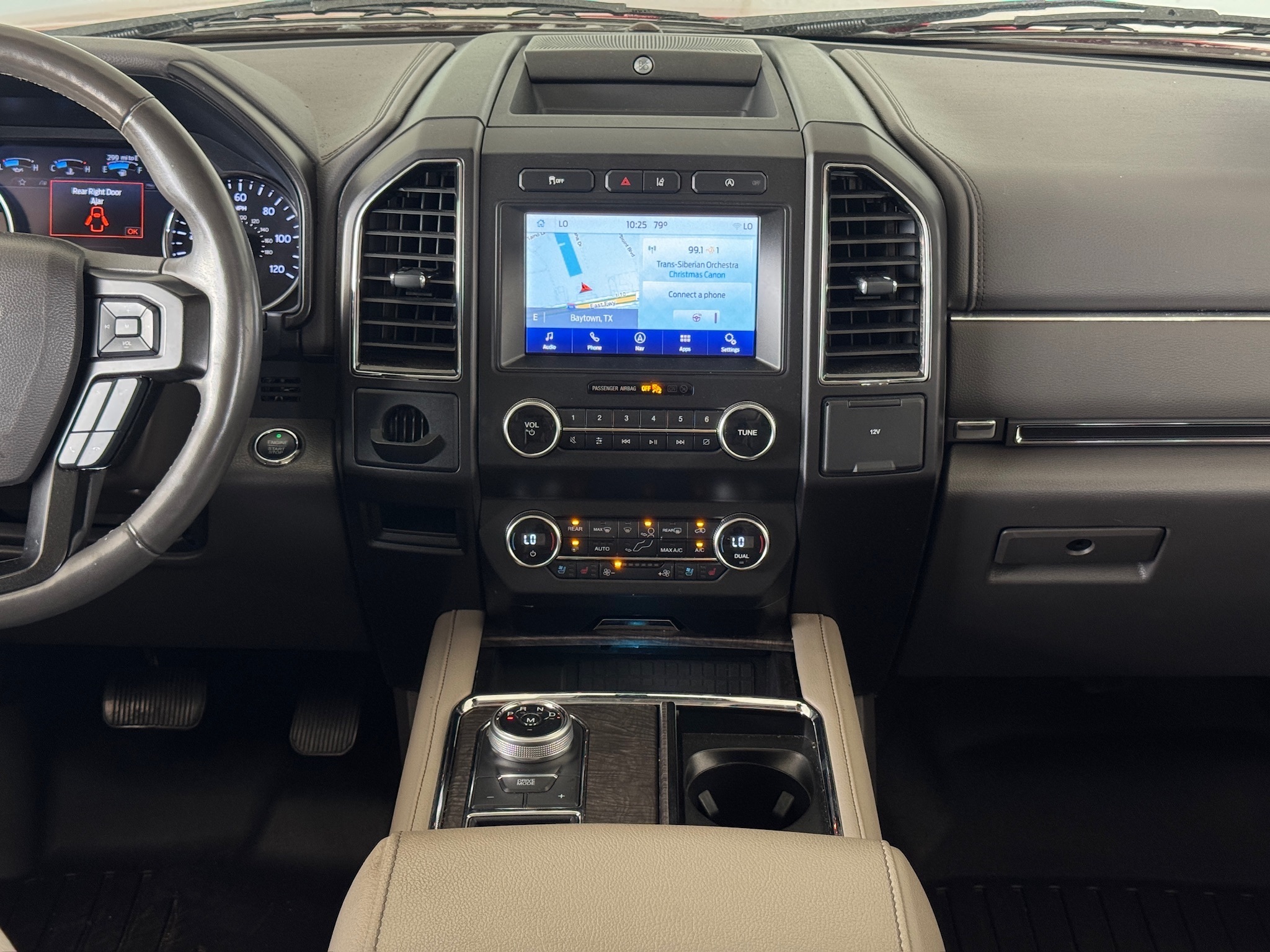 2020 Ford Expedition Limited Red at Bravo Nissan