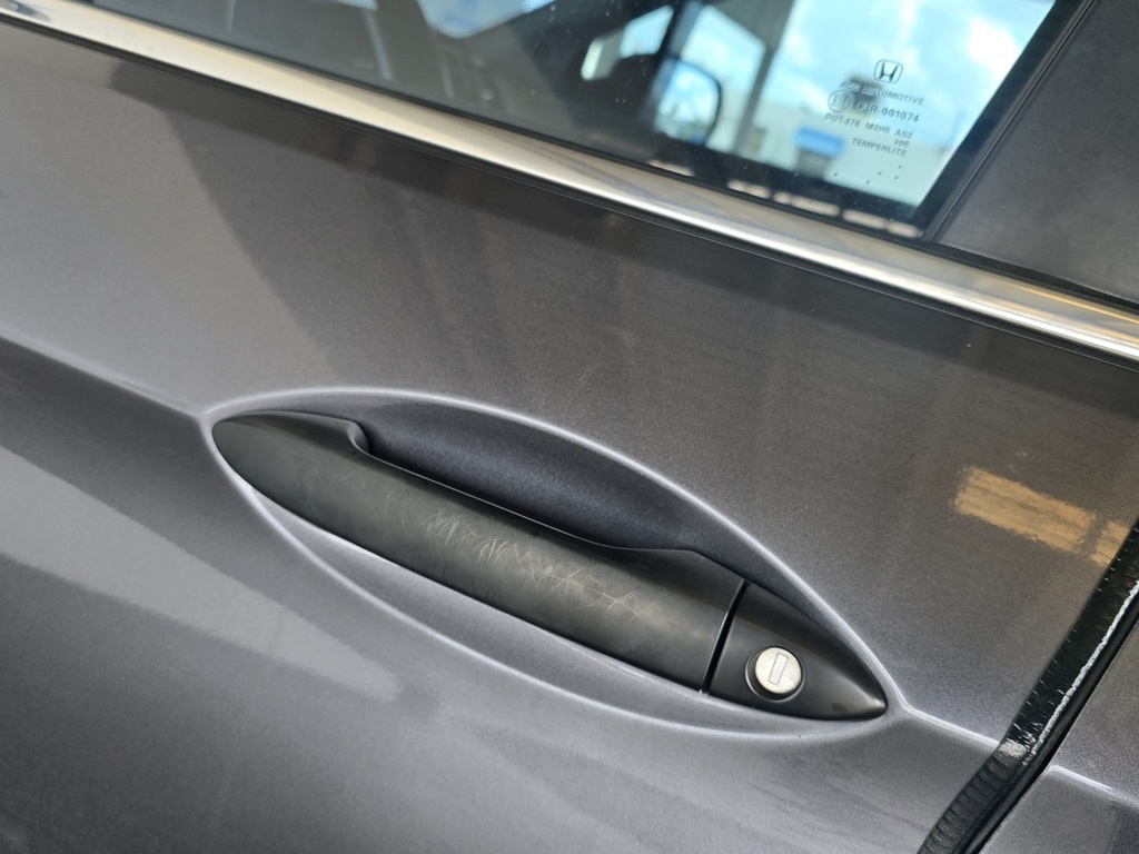 Thumbnail: 2019 Honda Pilot - 11