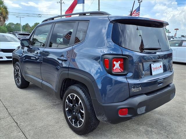 2023 Jeep Renegade Latitude - 4