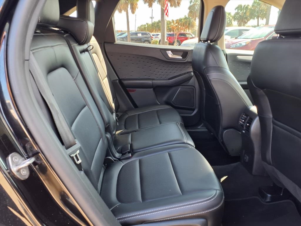 2020 Ford Escape SEL - 9