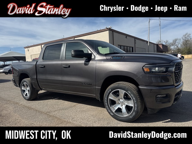 2026 RAM 1500 Express Crew Cab 4WD