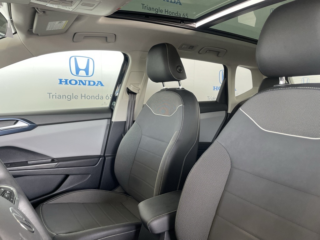 Thumbnail: 2023 Volkswagen Taos - 14