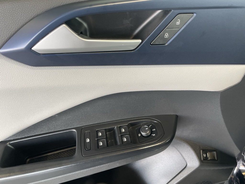 Thumbnail: 2023 Volkswagen Taos - 27