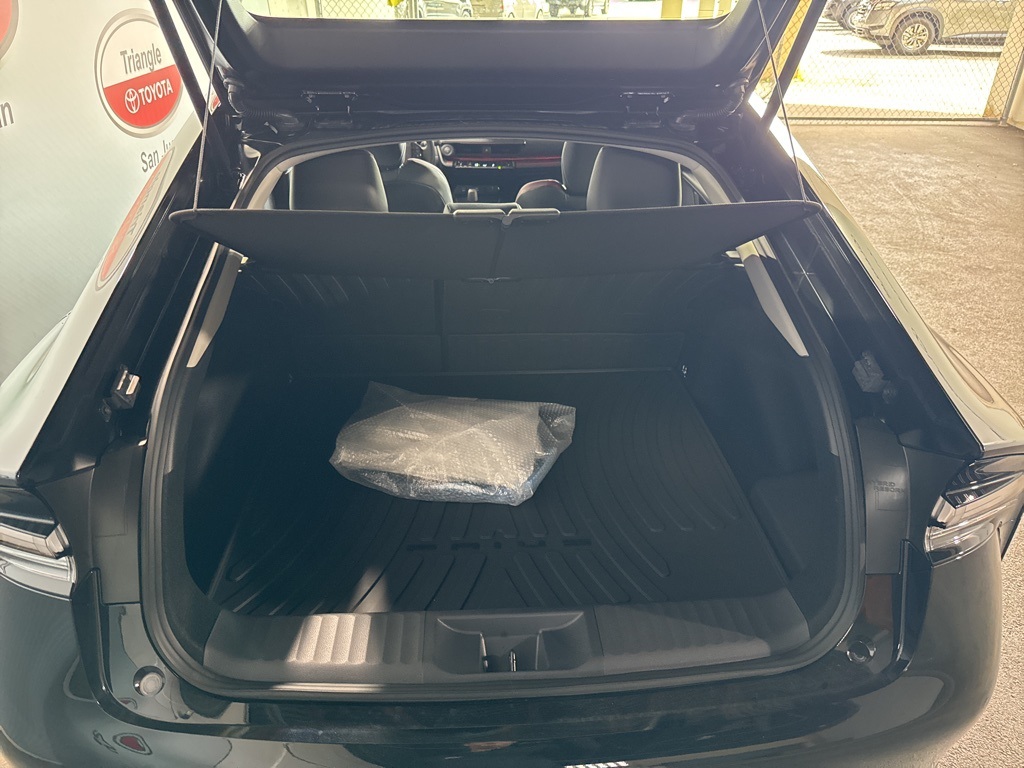 Thumbnail: 2025 Toyota Prius - 20