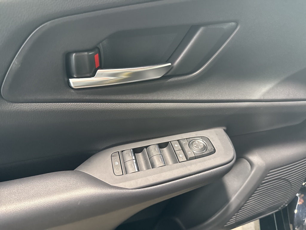 Thumbnail: 2025 Toyota Prius - 29