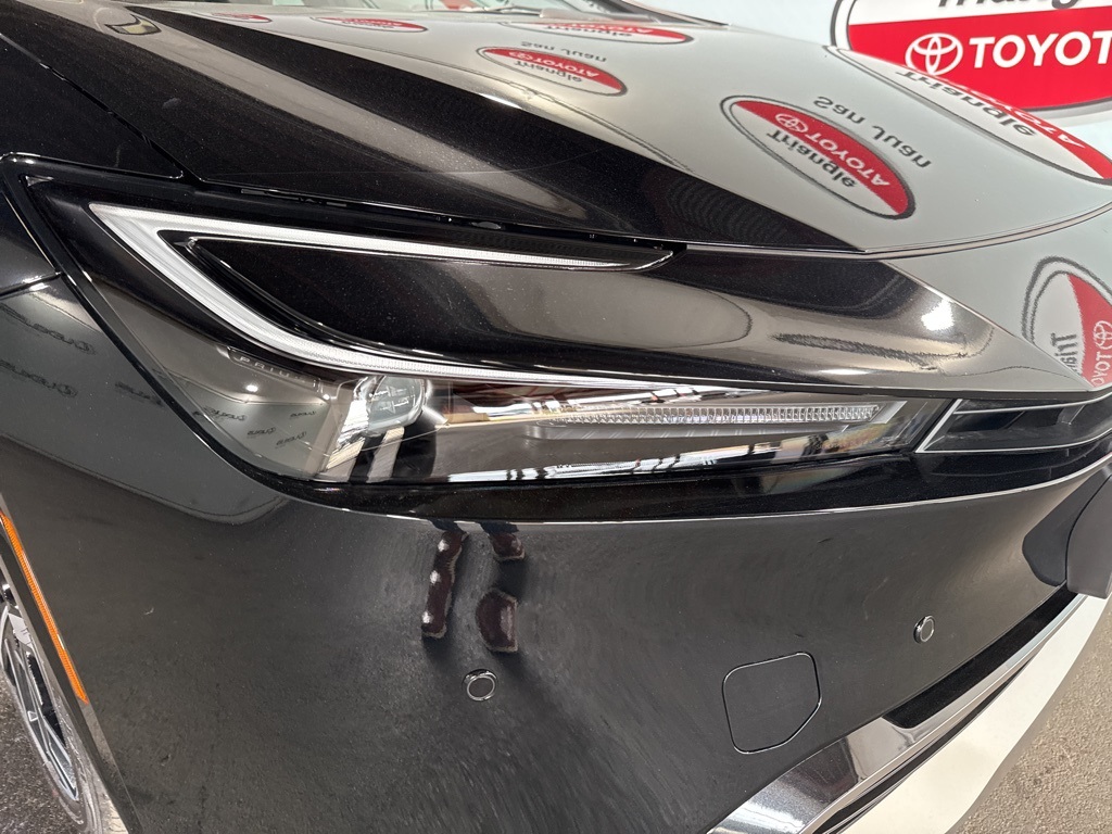 Thumbnail: 2025 Toyota Prius - 9