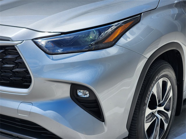 2022 Toyota Highlander XLE photo 10