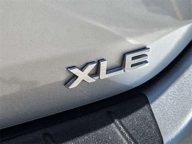 2022 Toyota Highlander XLE photo 13