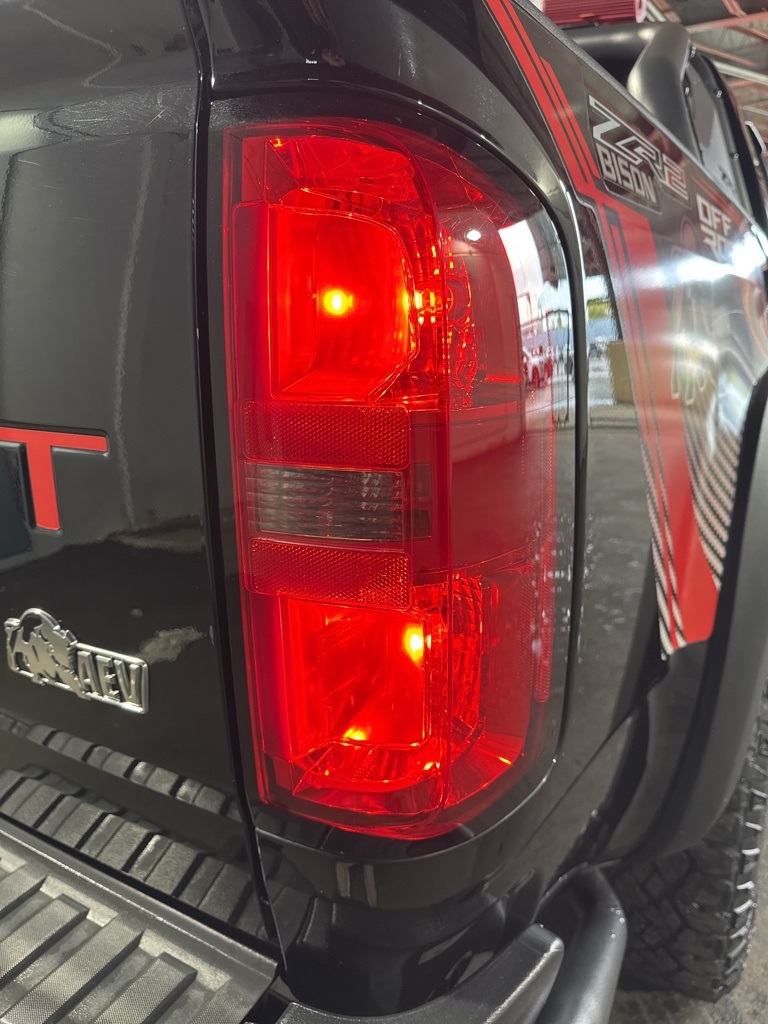 Thumbnail: 2021 Chevrolet Colorado - 21