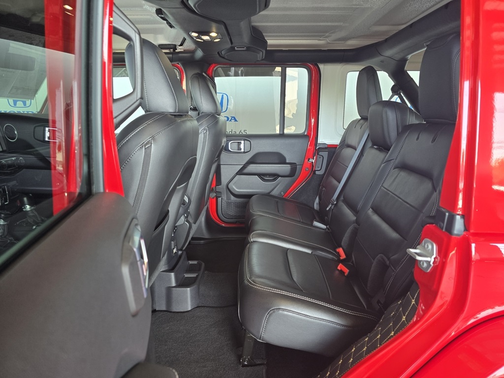 Thumbnail: 2021 Jeep Wrangler - 16