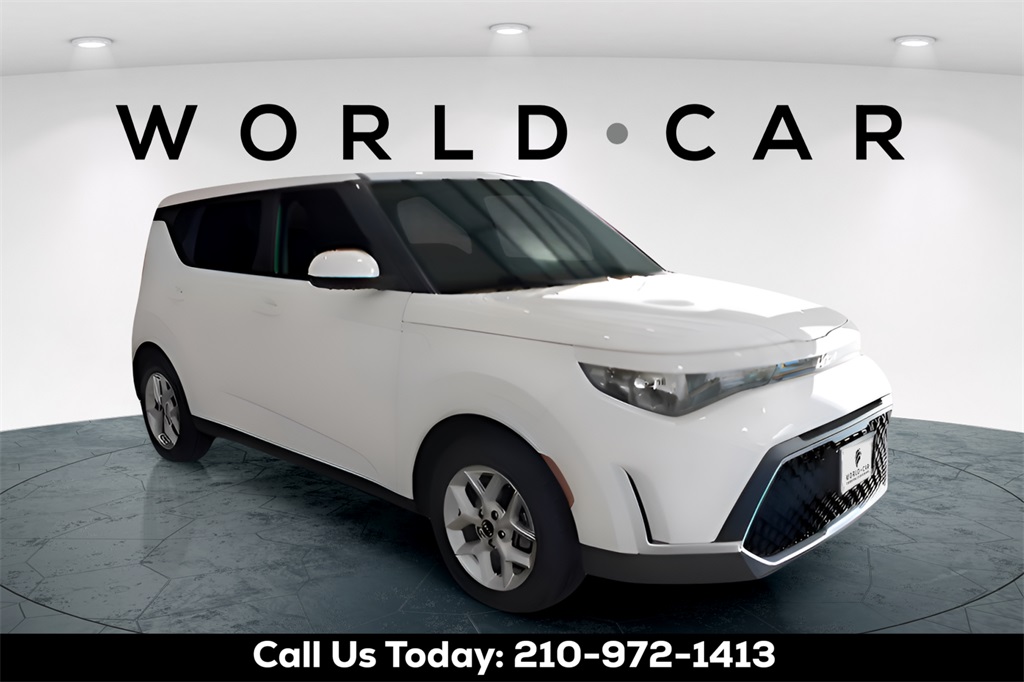 2024 Kia Soul LX FWD