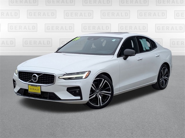 2019 Volvo S60 T5 R-Design FWD