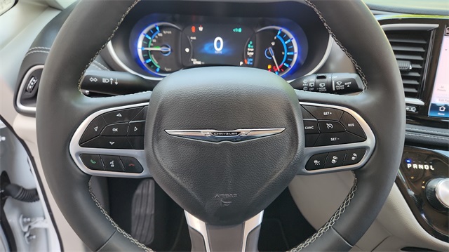 2023 Chrysler Pacifica Hybrid