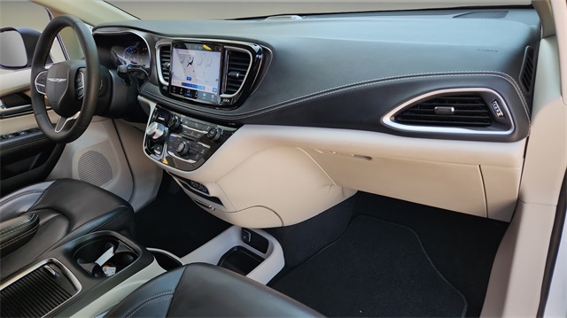 2023 Chrysler Pacifica Hybrid