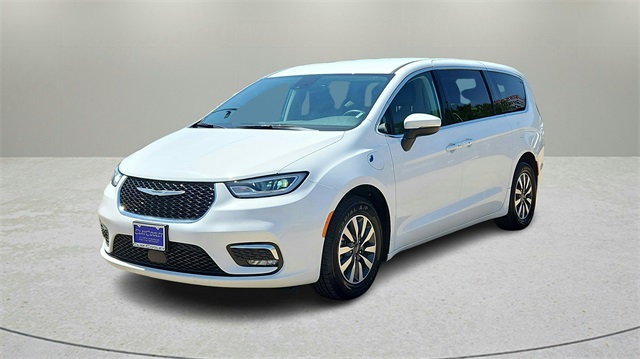 2023 Chrysler Pacifica Hybrid