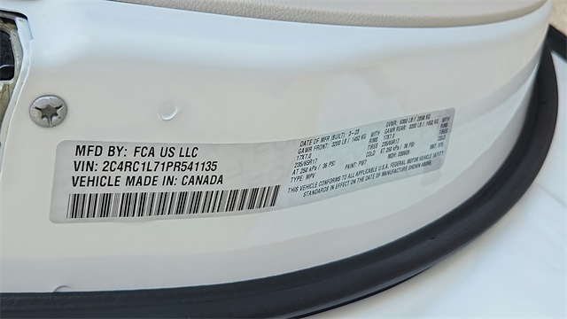 2023 Chrysler Pacifica Hybrid