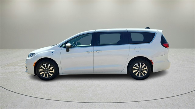 2023 Chrysler Pacifica Hybrid