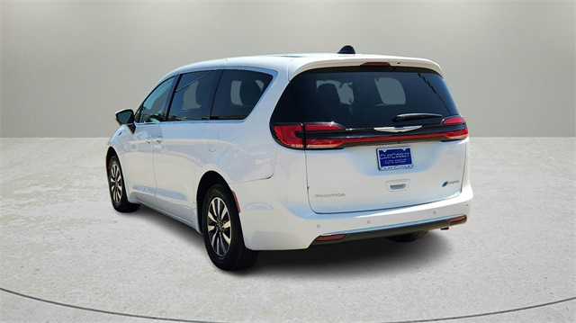 2023 Chrysler Pacifica Hybrid