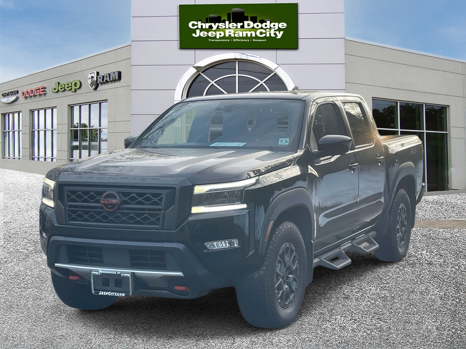 2022 Nissan Frontier PRO-4X Crew Cab 4WD