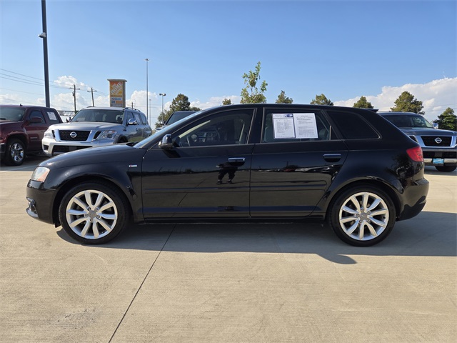 2011 Audi A3 2.0T Premium photo 4